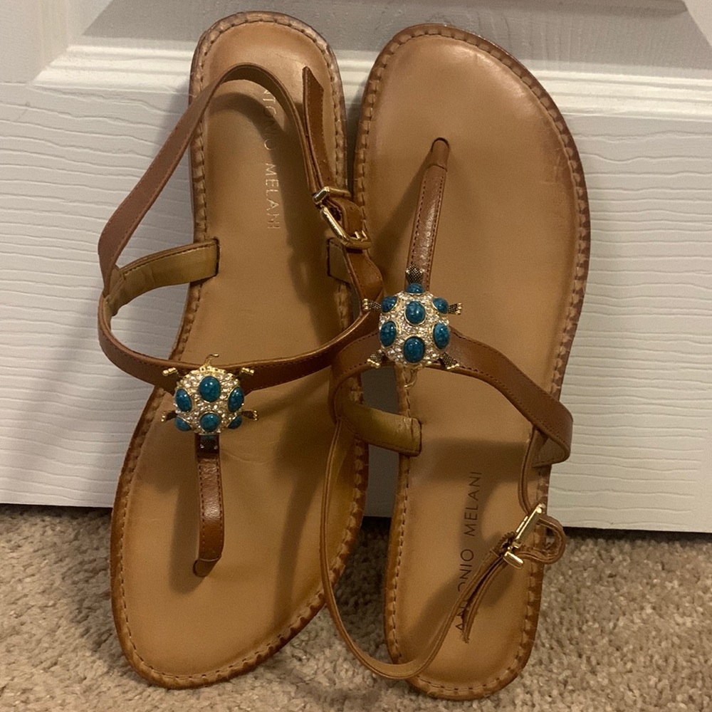 Antonio Melani turtle thong sandals